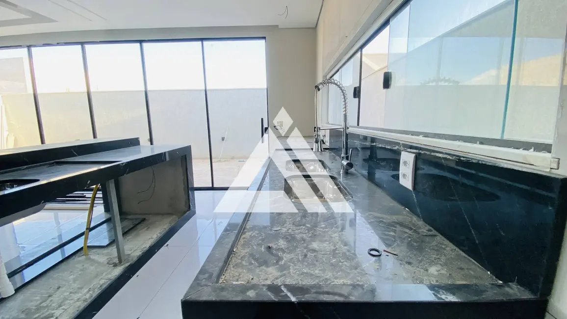 Foto 9 de Casa de Condomínio com 3 quartos à venda, 157m2 em Feira De Santana - BA