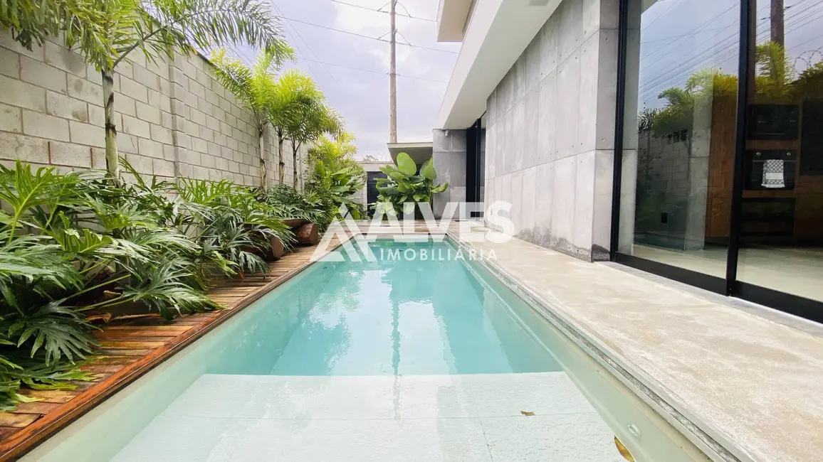 Foto 2 de Casa com 3 quartos à venda, 300m2 em Sim, Feira De Santana - BA