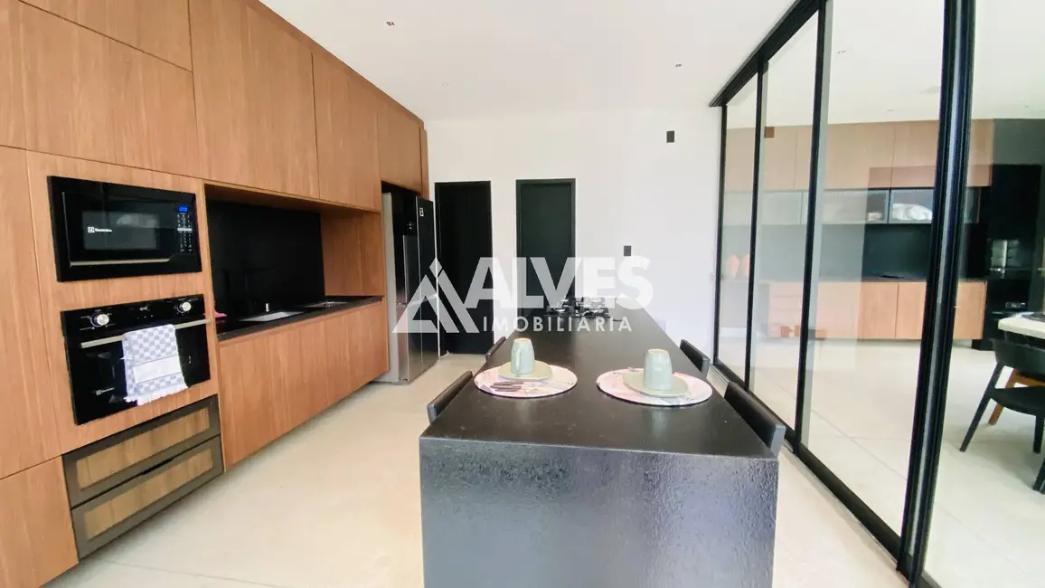 Foto 8 de Casa com 3 quartos à venda, 300m2 em Sim, Feira De Santana - BA