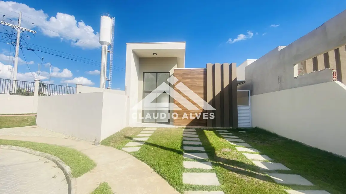 Foto 1 de Casa de Condomínio com 2 quartos à venda, 55m2 em Feira De Santana - BA