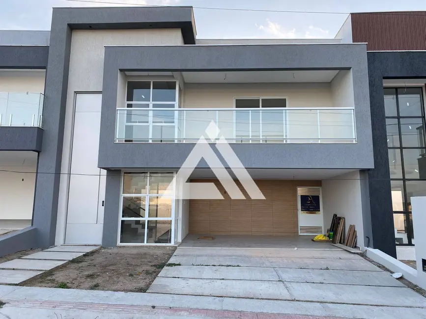 Foto 1 de Casa de Condomínio com 4 quartos à venda, 122m2 em Feira De Santana - BA