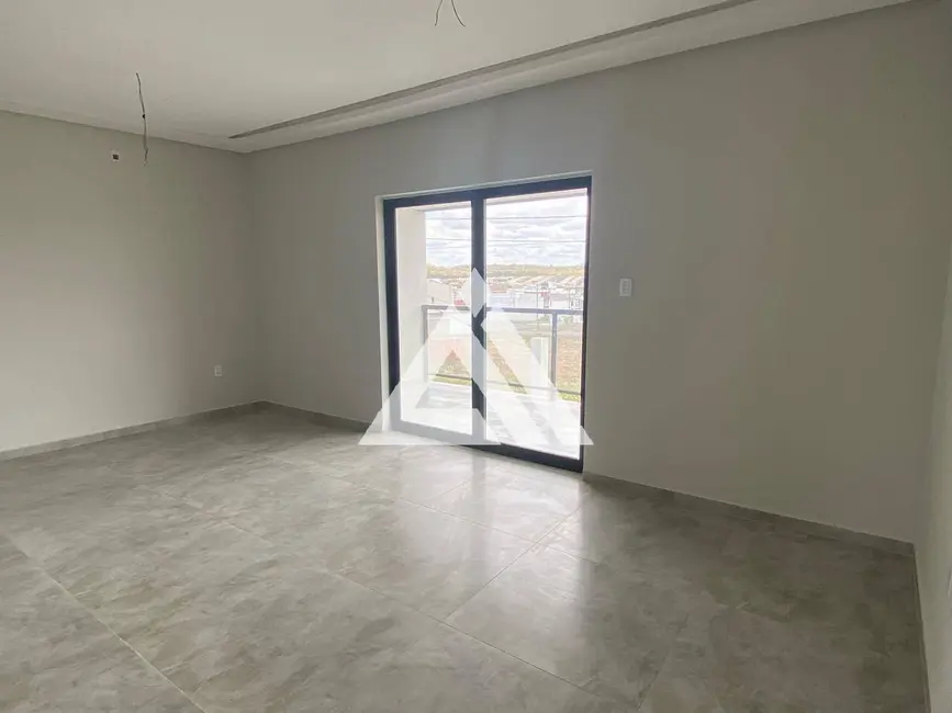 Foto 2 de Casa de Condomínio com 4 quartos à venda, 122m2 em Feira De Santana - BA