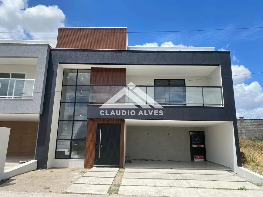 Foto 1 de Casa de Condomínio com 4 quartos à venda, 122m2 em Feira De Santana - BA