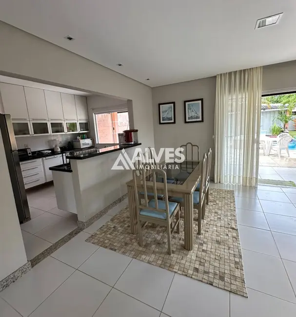 Foto 7 de Casa de Condomínio com 4 quartos à venda, 312m2 em Camacari - BA