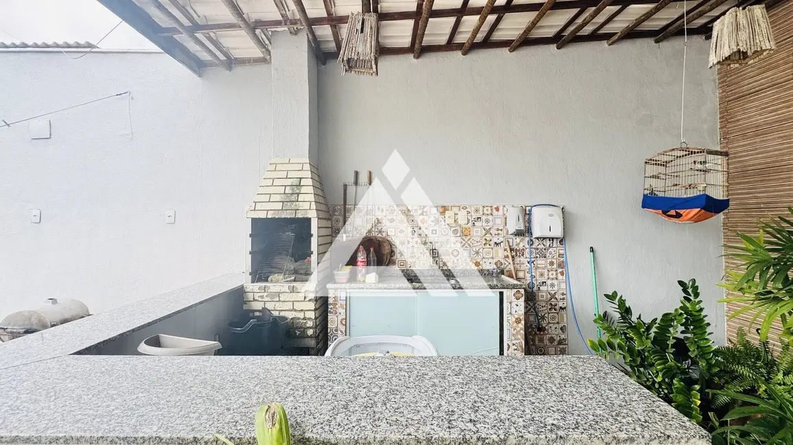 Casa com 4 quartos à venda, 300m2 em Feira De Santana - BA - imagem 6 Foto 6 de Casa com 4 quartos à venda, 300m2 em Feira De Santana - BA