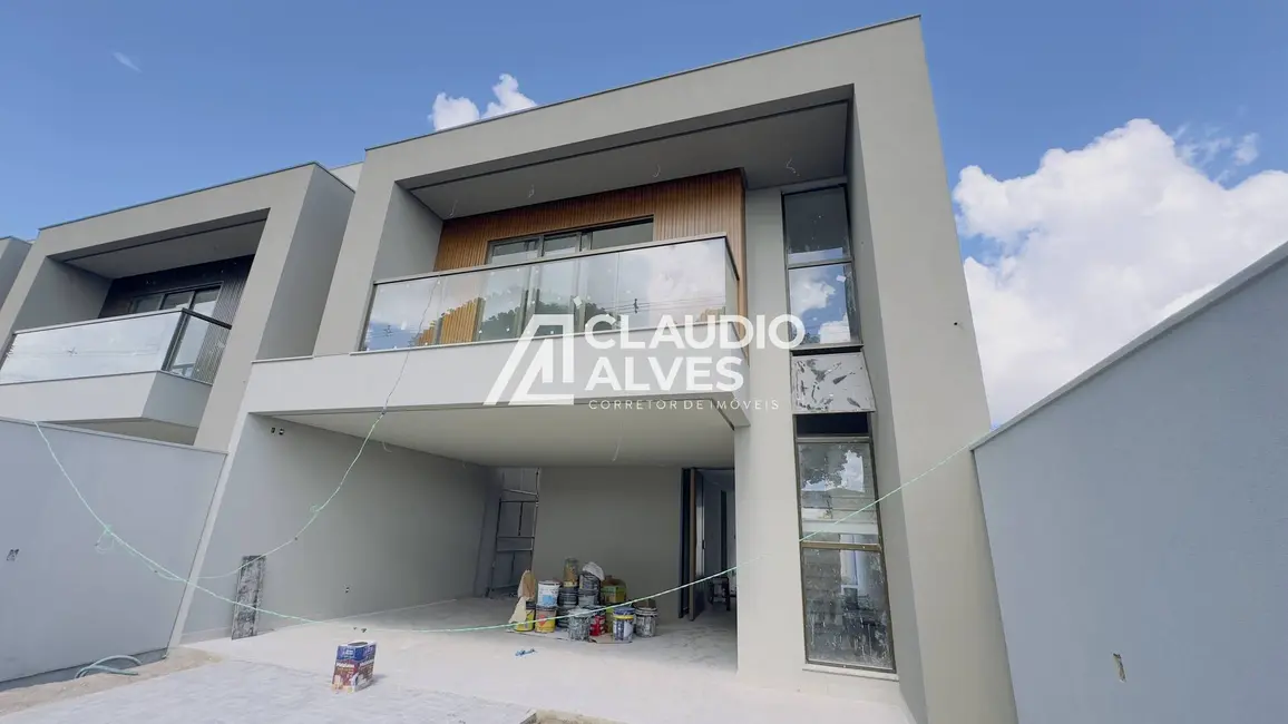 Foto 2 de Casa com 4 quartos à venda, 207m2 em Sim, Feira De Santana - BA