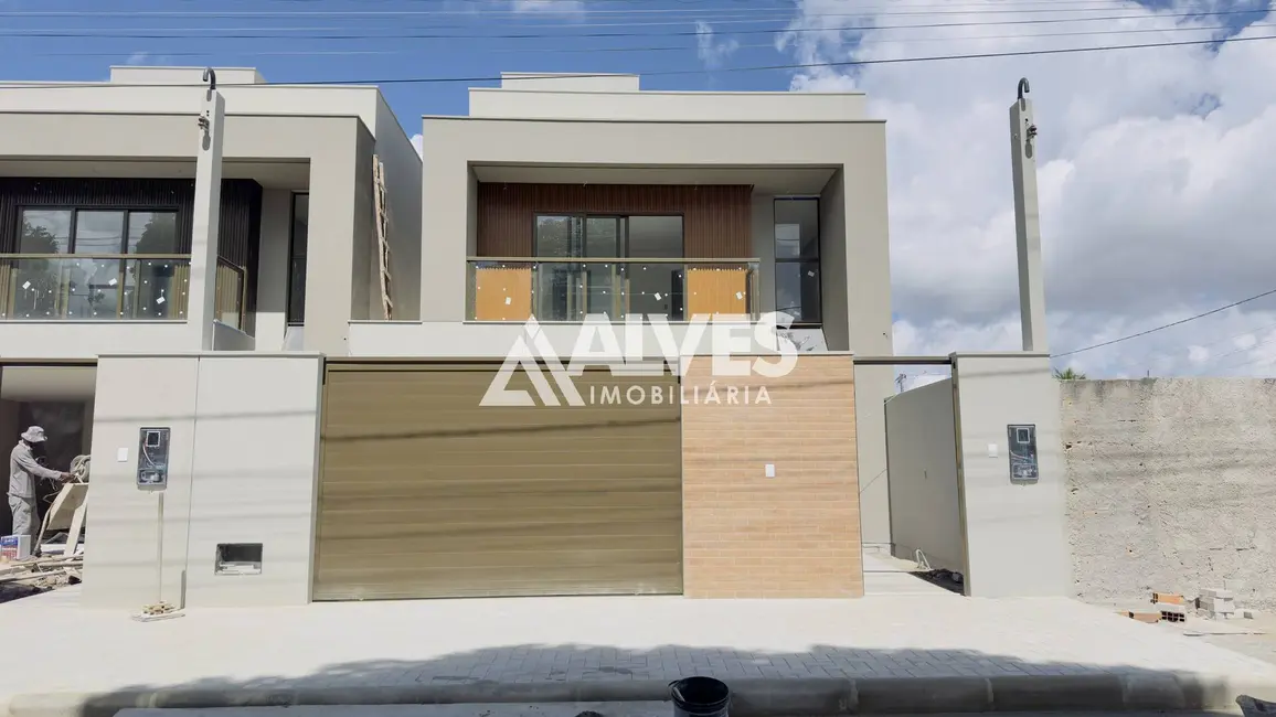 Foto 2 de Casa com 4 quartos à venda, 207m2 em Sim, Feira De Santana - BA
