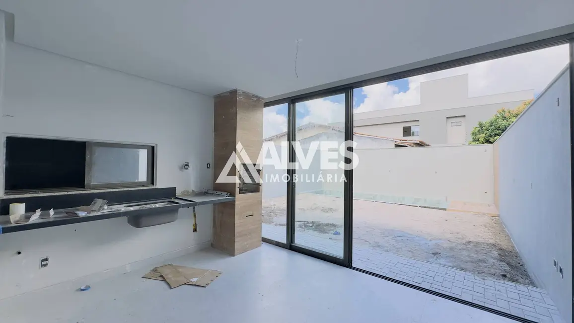 Foto 5 de Casa com 4 quartos à venda, 207m2 em Sim, Feira De Santana - BA