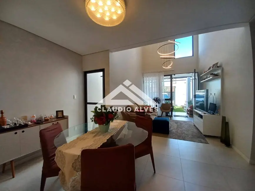 Foto 9 de Casa com 3 quartos à venda, 160m2 em Feira De Santana - BA