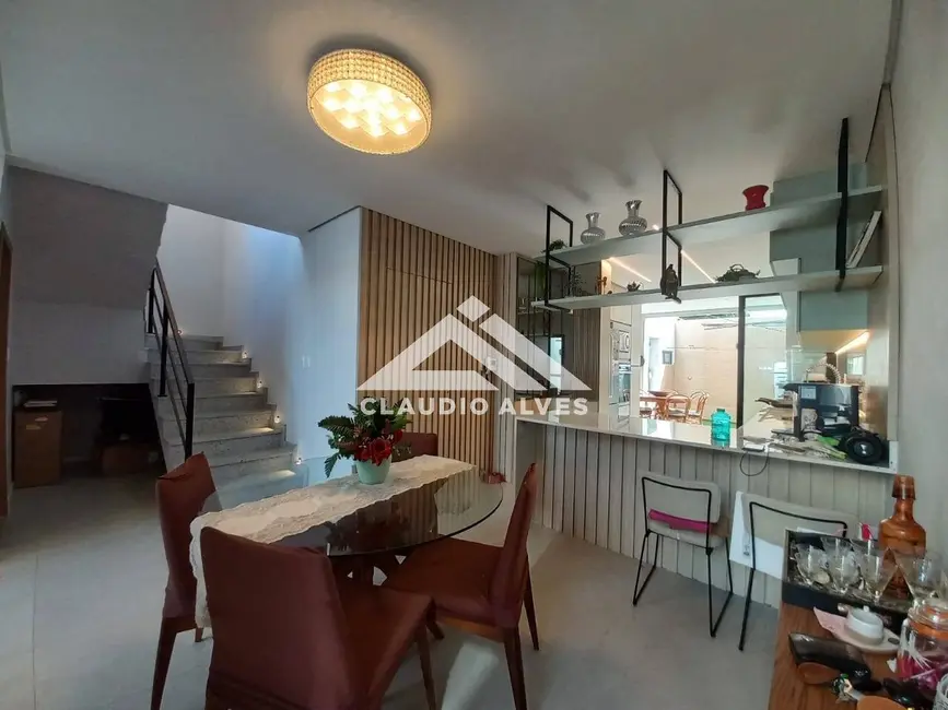 Foto 5 de Casa com 3 quartos à venda, 160m2 em Feira De Santana - BA