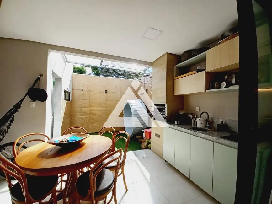 Foto 8 de Casa com 3 quartos à venda, 160m2 em Feira De Santana - BA