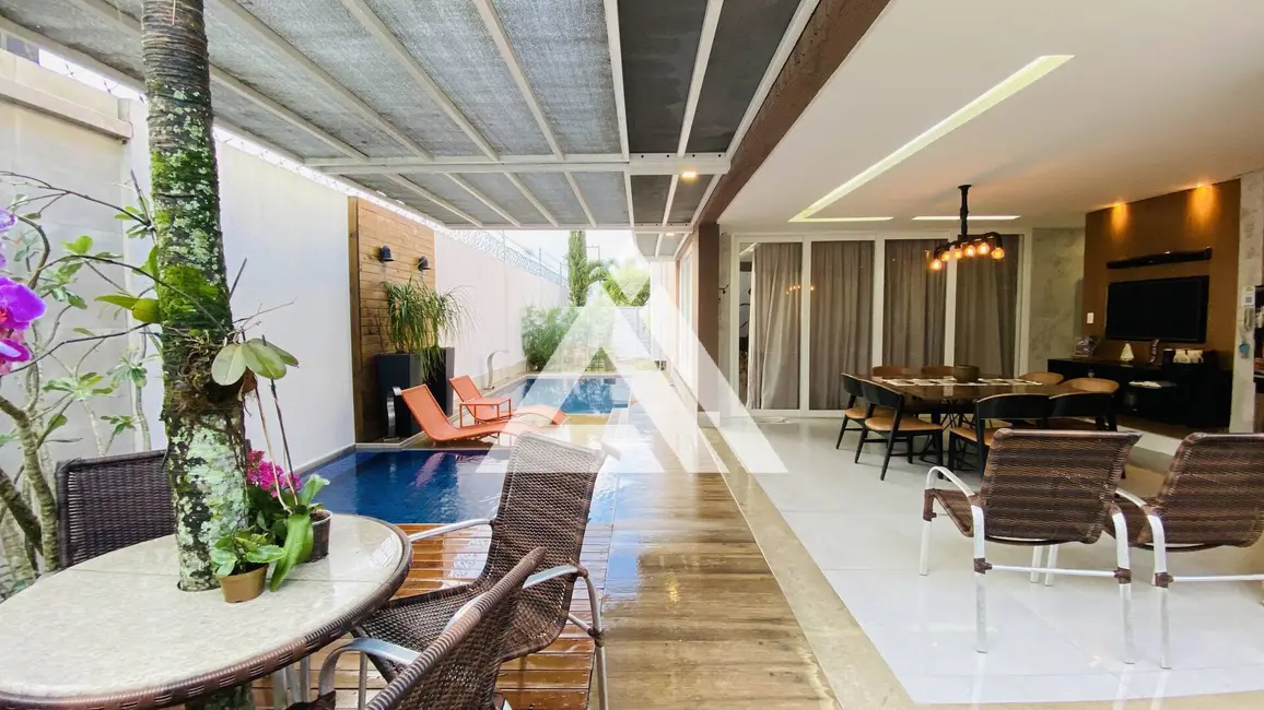 Foto 2 de Casa de Condomínio com 4 quartos à venda, 372m2 em Feira De Santana - BA