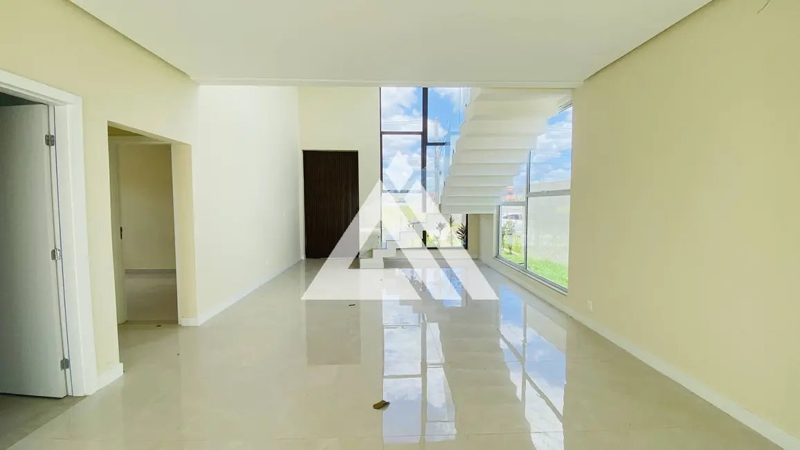 Foto 7 de Casa de Condomínio com 4 quartos à venda, 244m2 em Feira De Santana - BA