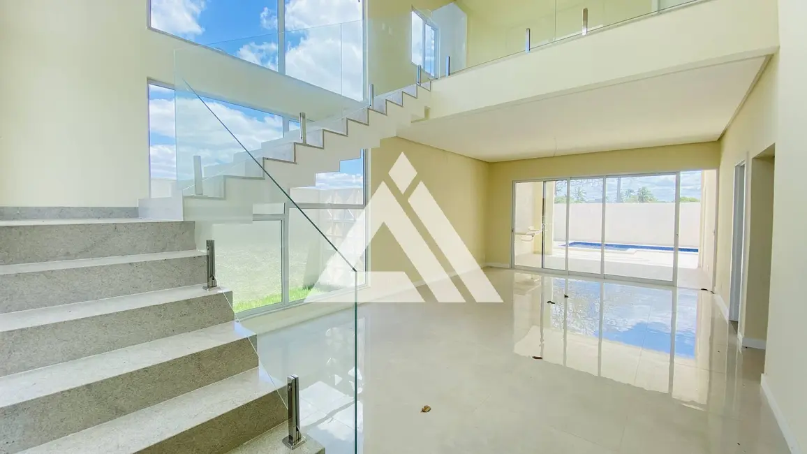 Foto 5 de Casa de Condomínio com 4 quartos à venda, 244m2 em Feira De Santana - BA