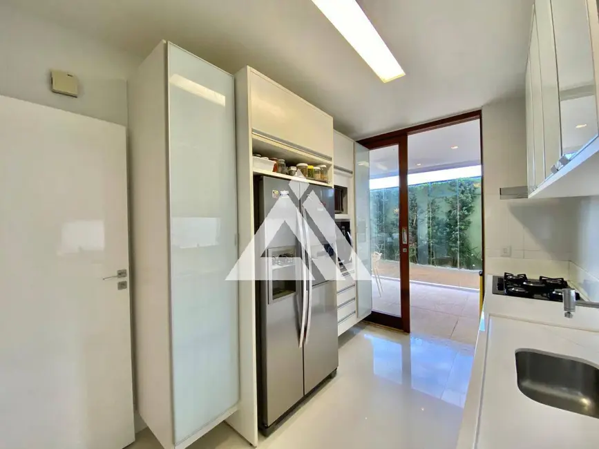 Foto 8 de Casa de Condomínio com 3 quartos à venda, 196m2 em Feira De Santana - BA