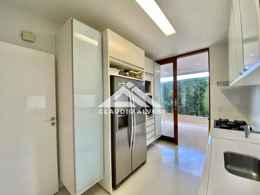 Foto 8 de Casa de Condomínio com 3 quartos à venda, 196m2 em Feira De Santana - BA