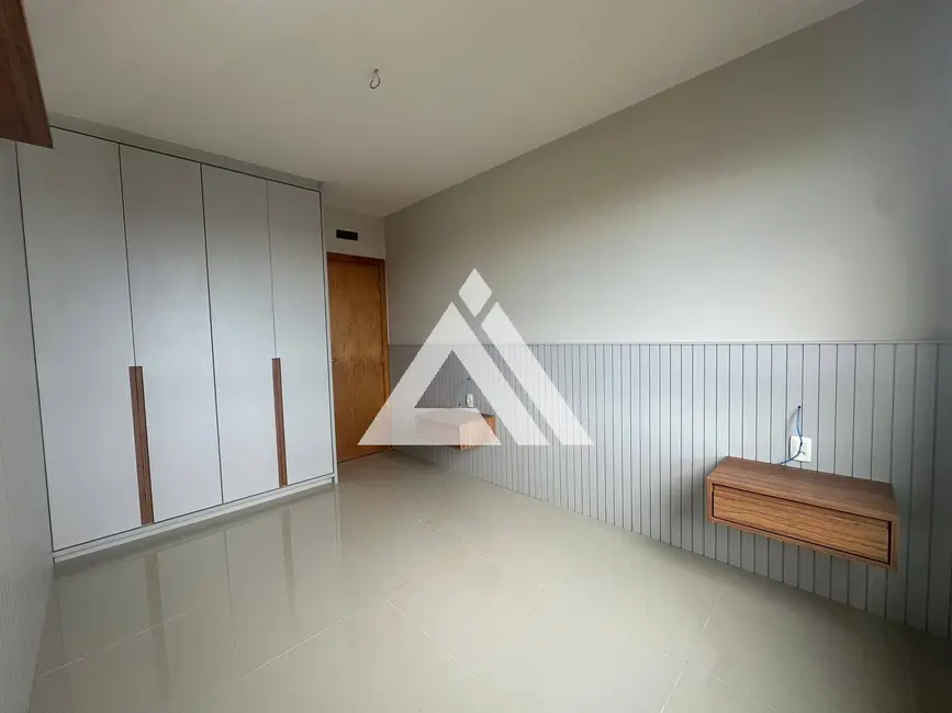 Foto 7 de Apartamento com 3 quartos à venda, 140m2 em Feira De Santana - BA