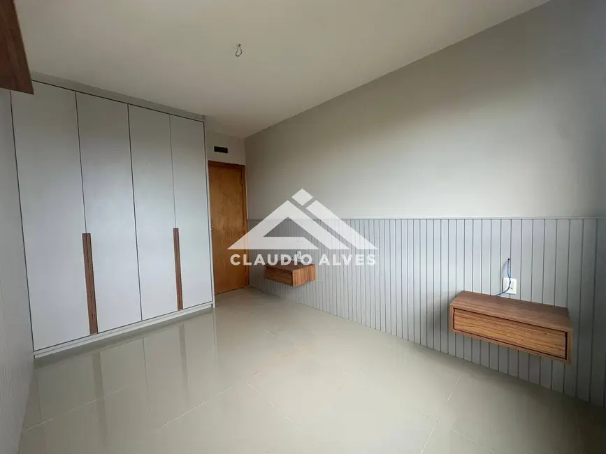Foto 7 de Apartamento com 3 quartos à venda, 140m2 em Feira De Santana - BA