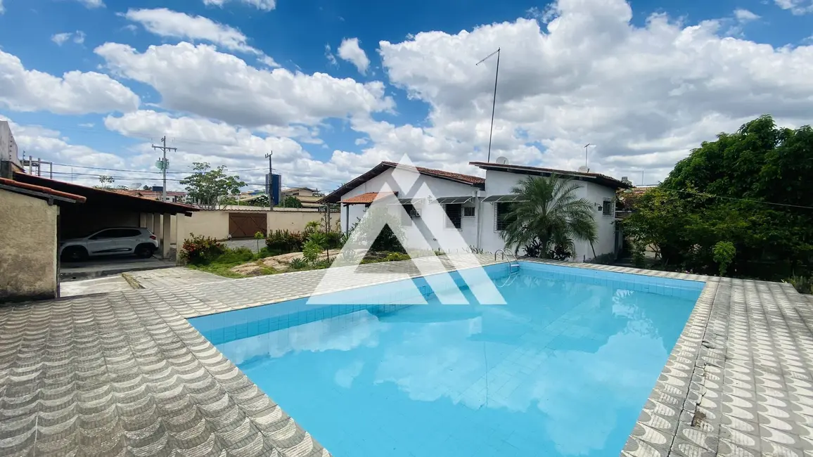 Foto 1 de Casa com 4 quartos à venda, 1320m2 em Feira De Santana - BA
