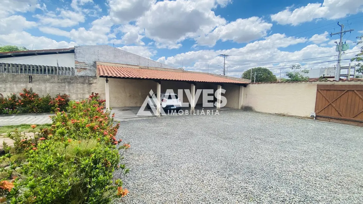 Foto 9 de Casa com 4 quartos à venda, 1320m2 em Muchila, Feira De Santana - BA