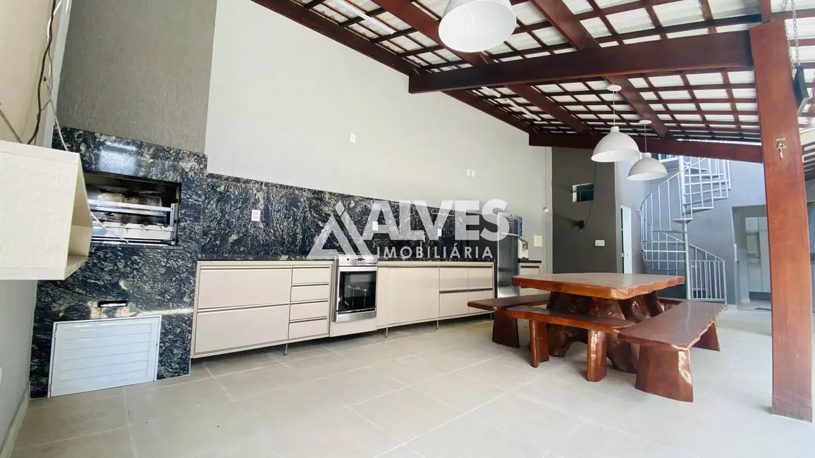 Foto 1 de Casa de Condomínio com 4 quartos para alugar, 280m2 em Parque Ipê, Feira De Santana - BA