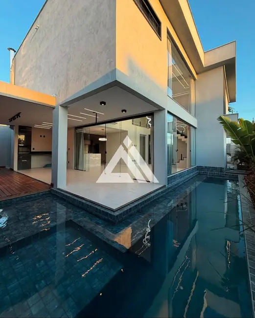 Foto 2 de Casa de Condomínio com 5 quartos à venda, 242m2 em Feira De Santana - BA