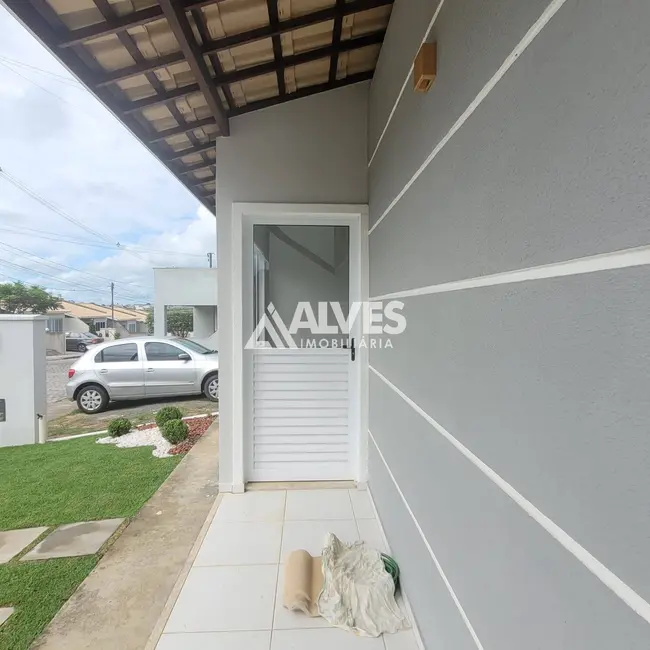 Foto 2 de Casa de Condomínio com 2 quartos à venda, 130m2 em Registro, Feira De Santana - BA