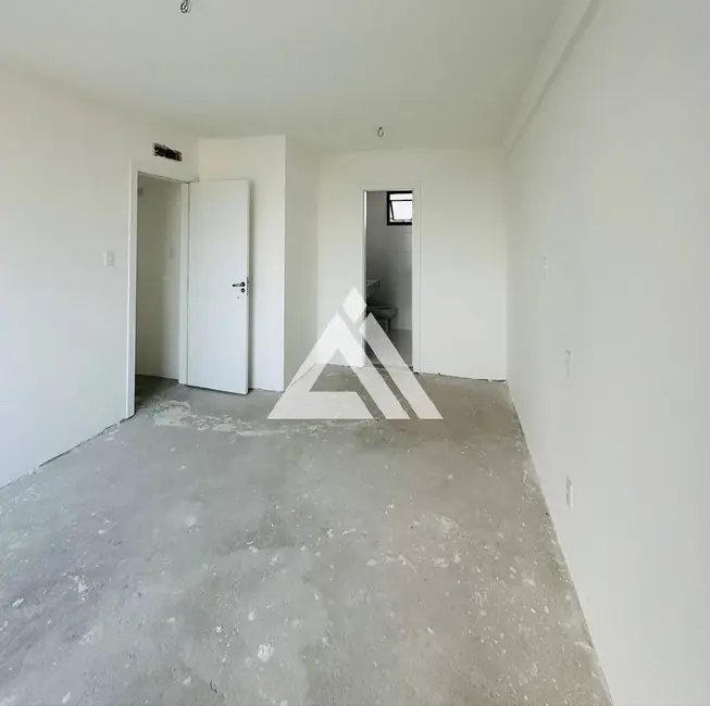 Foto 9 de Apartamento com 3 quartos à venda, 108m2 em Feira De Santana - BA
