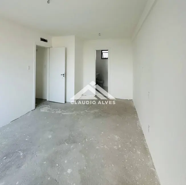 Foto 9 de Apartamento com 3 quartos à venda, 108m2 em Feira De Santana - BA