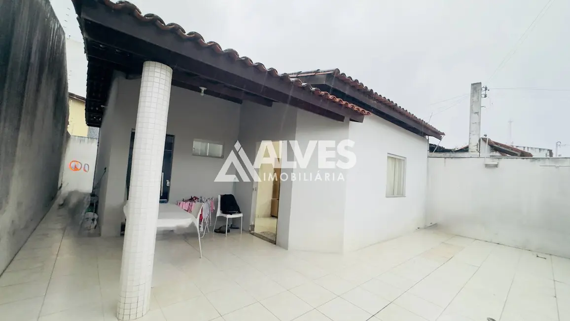 Foto 2 de Casa com 2 quartos à venda, 140m2 em Campo Limpo, Feira De Santana - BA