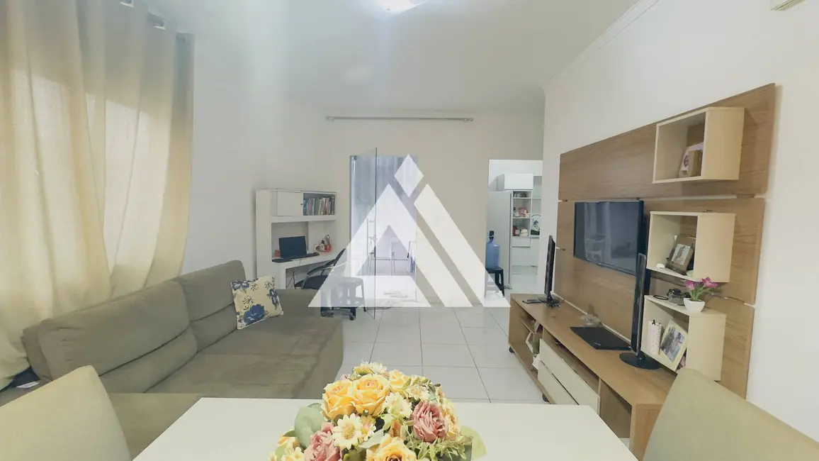 Casa com 2 quartos à venda, 140m2 em Feira De Santana - BA - imagem 3 Foto 3 de Casa com 2 quartos à venda, 140m2 em Feira De Santana - BA