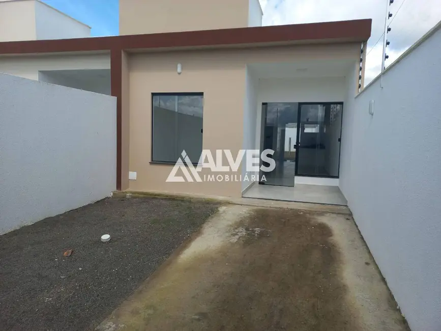Foto 1 de Casa com 2 quartos para alugar, 65m2 em Mangabeira, Feira De Santana - BA