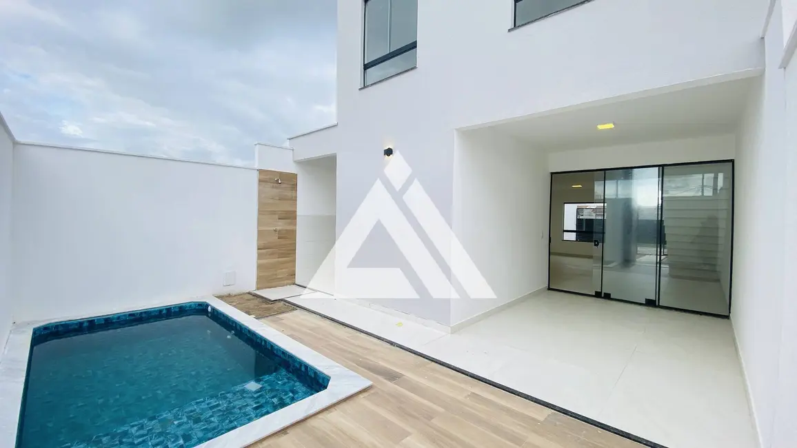 Foto 1 de Casa com 3 quartos à venda, 110m2 em Feira De Santana - BA