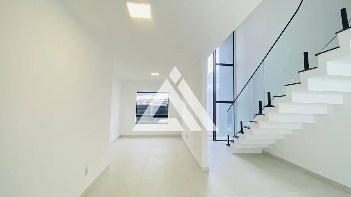 Foto 8 de Casa com 3 quartos à venda, 110m2 em Feira De Santana - BA