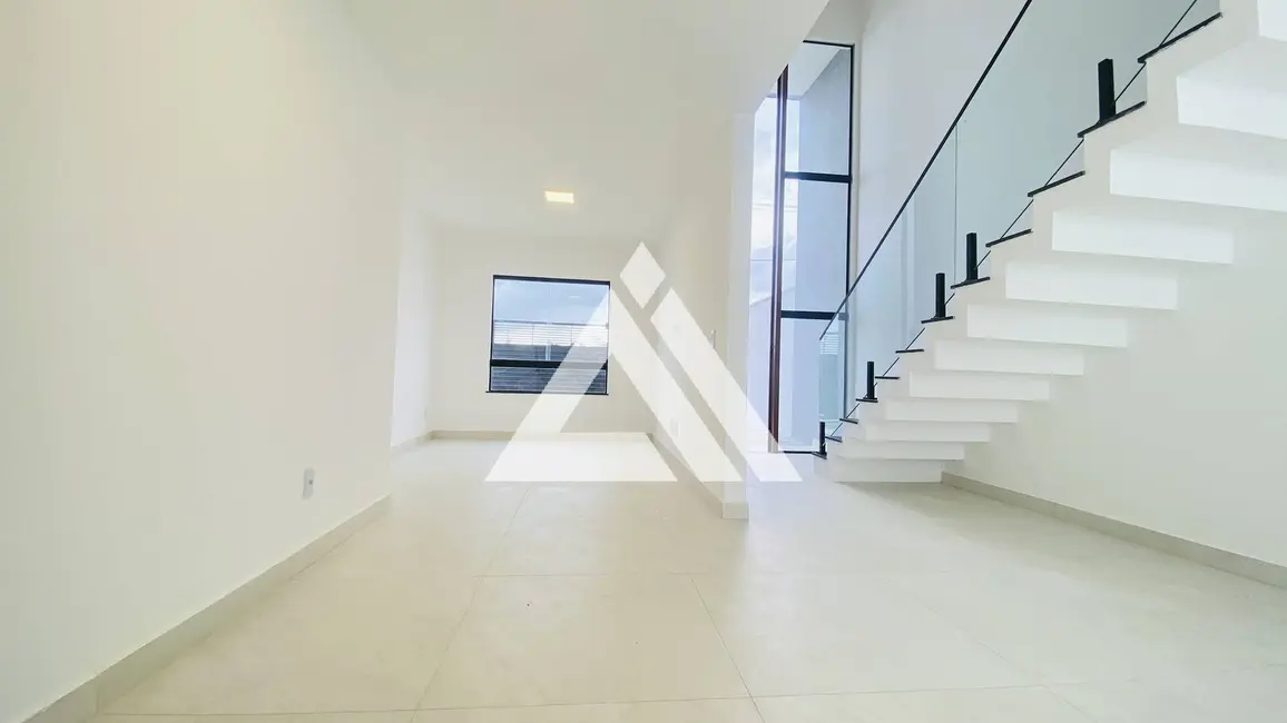 Foto 9 de Casa com 3 quartos à venda, 110m2 em Feira De Santana - BA