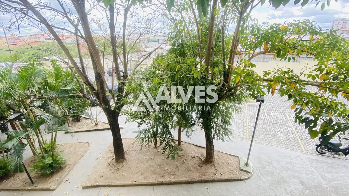 Foto 9 de Apartamento com 3 quartos à venda, 70m2 em Muchila, Feira De Santana - BA