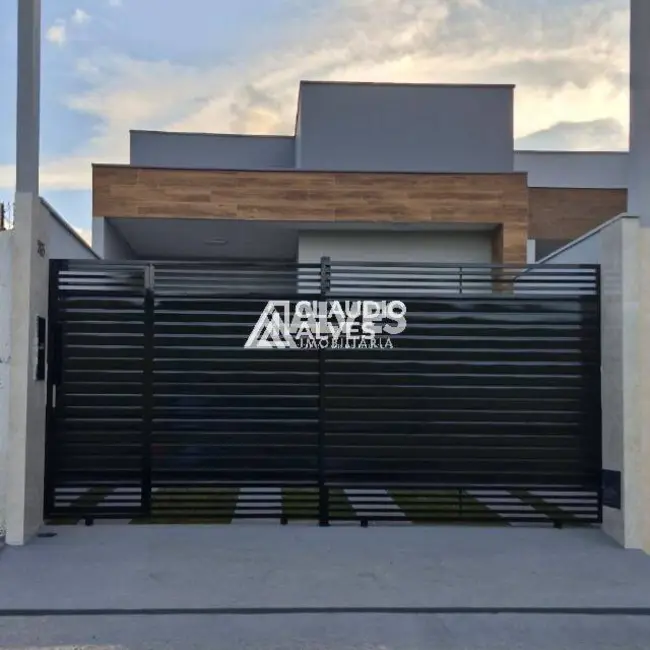Foto 1 de Casa com 2 quartos à venda, 72m2 em Papagaio, Feira De Santana - BA