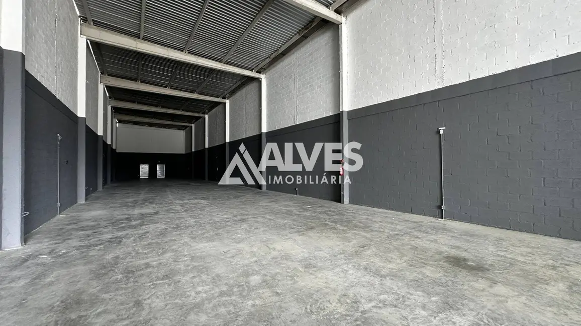 Foto 2 de Sala Comercial para alugar, 600m2 em Lagoa Salgada, Feira De Santana - BA