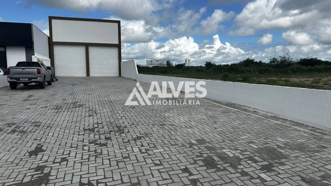Foto 1 de Sala Comercial para alugar, 600m2 em Lagoa Salgada, Feira De Santana - BA