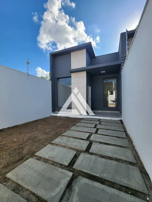Foto 1 de Casa com 2 quartos à venda, 65m2 em Feira De Santana - BA