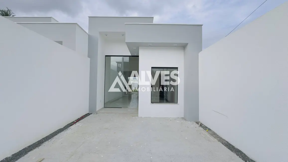 Foto 2 de Casa com 2 quartos à venda, 69m2 em Mangabeira, Feira De Santana - BA