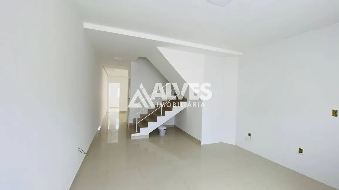 Foto 9 de Casa com 3 quartos à venda, 130m2 em Mangabeira, Feira De Santana - BA
