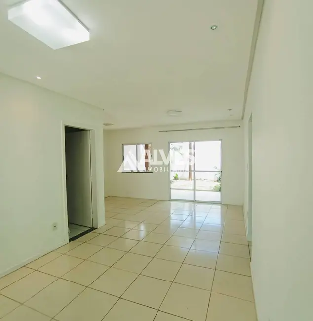 Casa de Condomínio com 3 quartos para alugar, 120m2 em Sim, Feira De Santana - BA - imagem 5 Foto 5 de Casa de Condomínio com 3 quartos para alugar, 120m2 em Sim, Feira De Santana - BA
