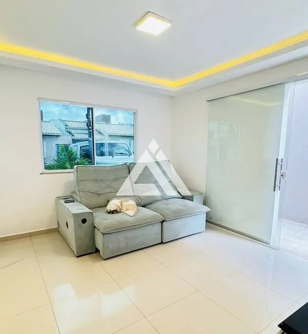 Foto 3 de Casa de Condomínio com 3 quartos à venda, 183m2 em Feira De Santana - BA