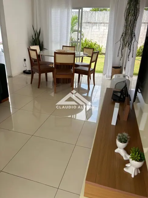 Foto 2 de Casa de Condomínio com 3 quartos à venda, 183m2 em Feira De Santana - BA