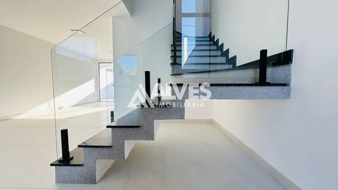 Foto 2 de Casa com 3 quartos à venda, 140m2 em Sim, Feira De Santana - BA