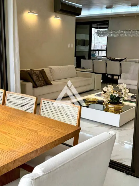 Foto 3 de Apartamento com 2 quartos à venda, 120m2 em Feira De Santana - BA