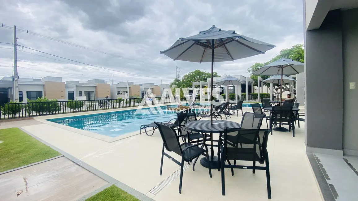 Foto 2 de Casa de Condomínio com 2 quartos à venda, 54m2 em Feira De Santana - BA