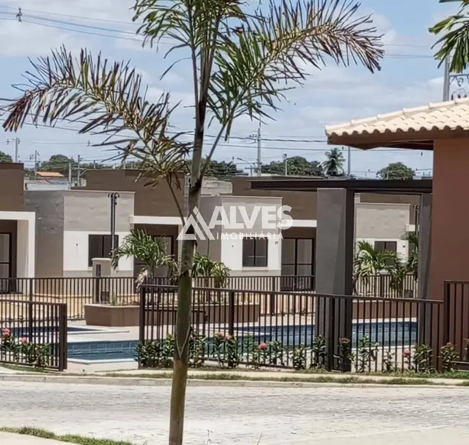 Foto 1 de Casa de Condomínio com 2 quartos à venda, 50m2 em Papagaio, Feira De Santana - BA