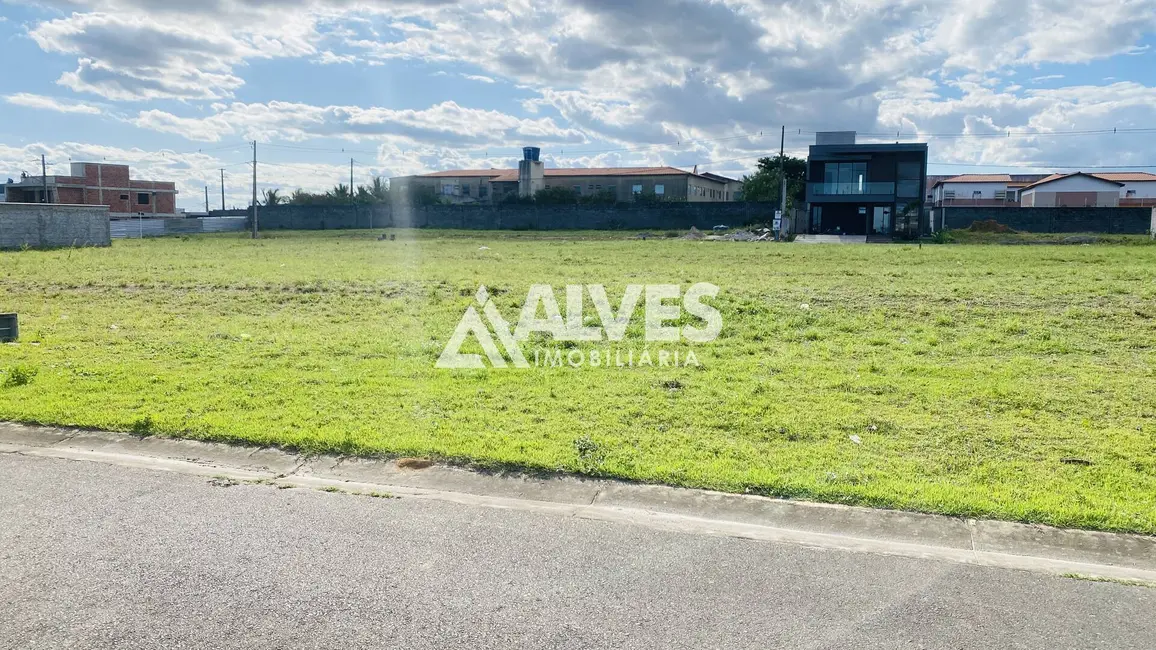 Foto 3 de Terreno / Lote à venda, 353m2 em Papagaio, Feira De Santana - BA